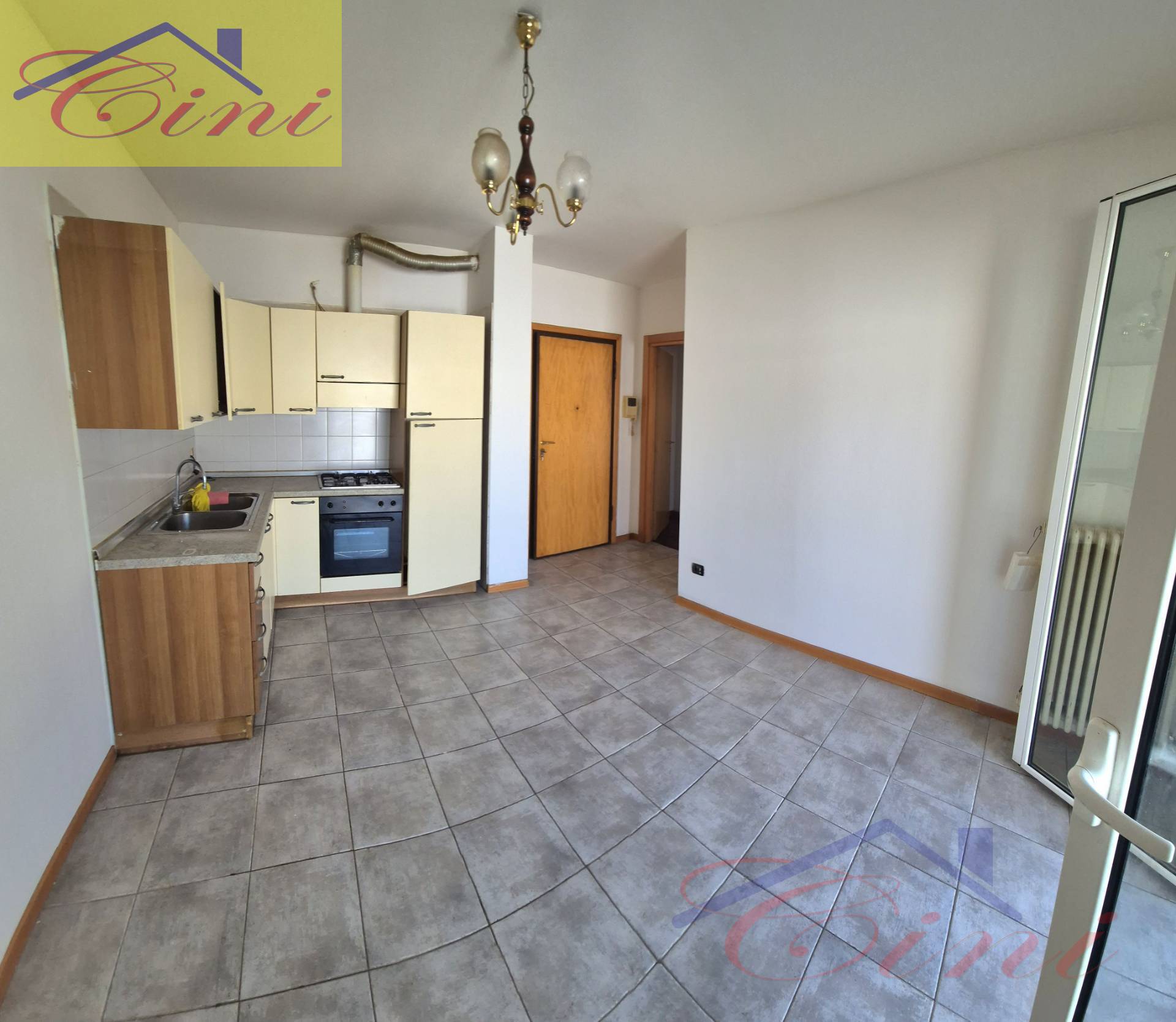 BILOCALE in vendita a Pescate