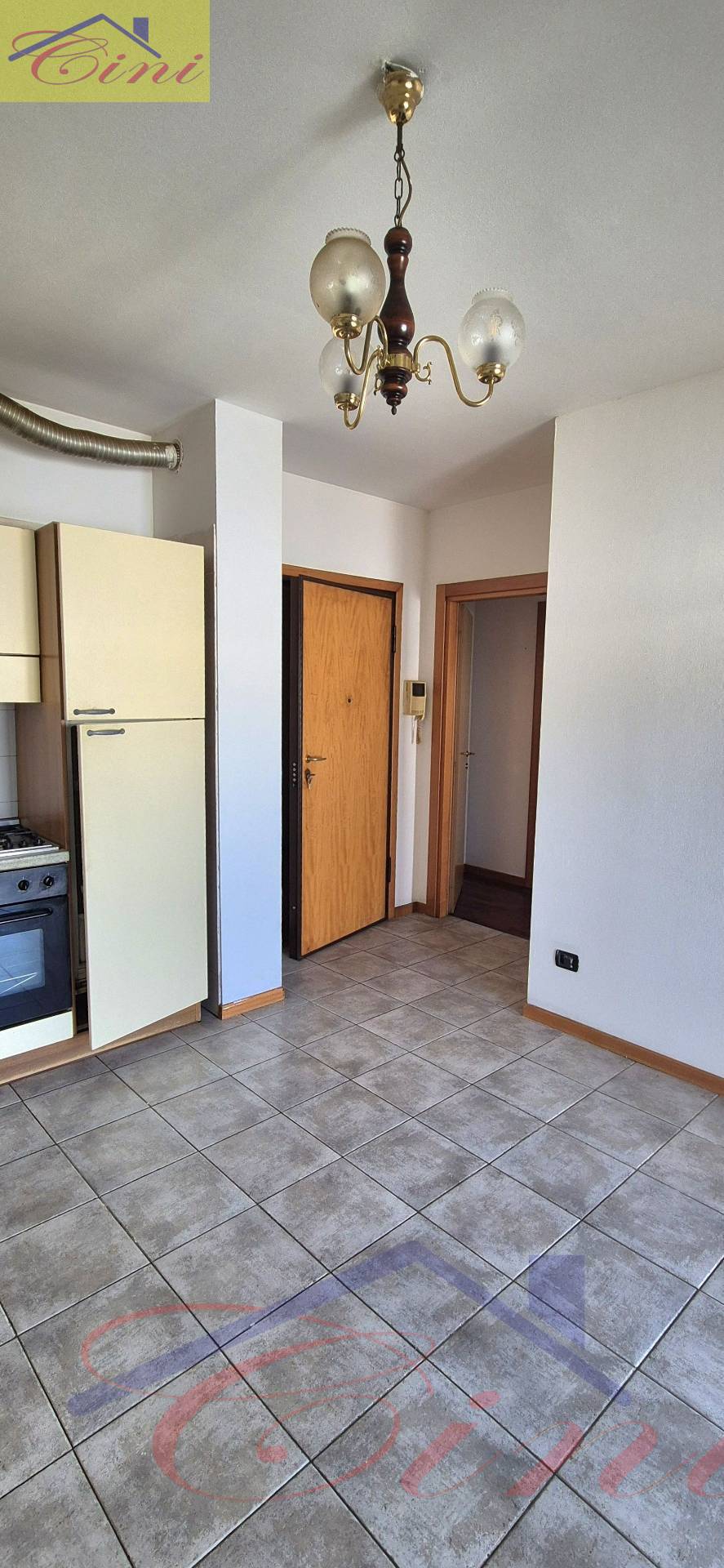 BILOCALE in vendita a Pescate