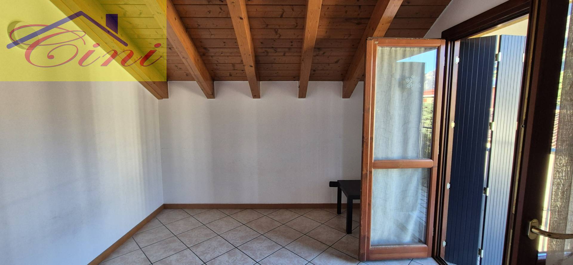 TRILOCALE in affitto a Valmadrera