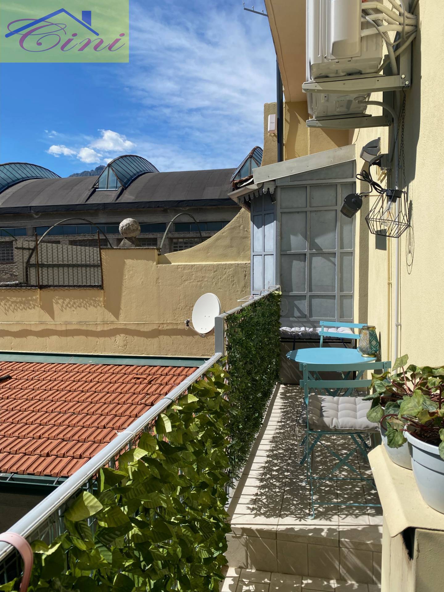 TRILOCALE in vendita a Lecco, Pescarenico