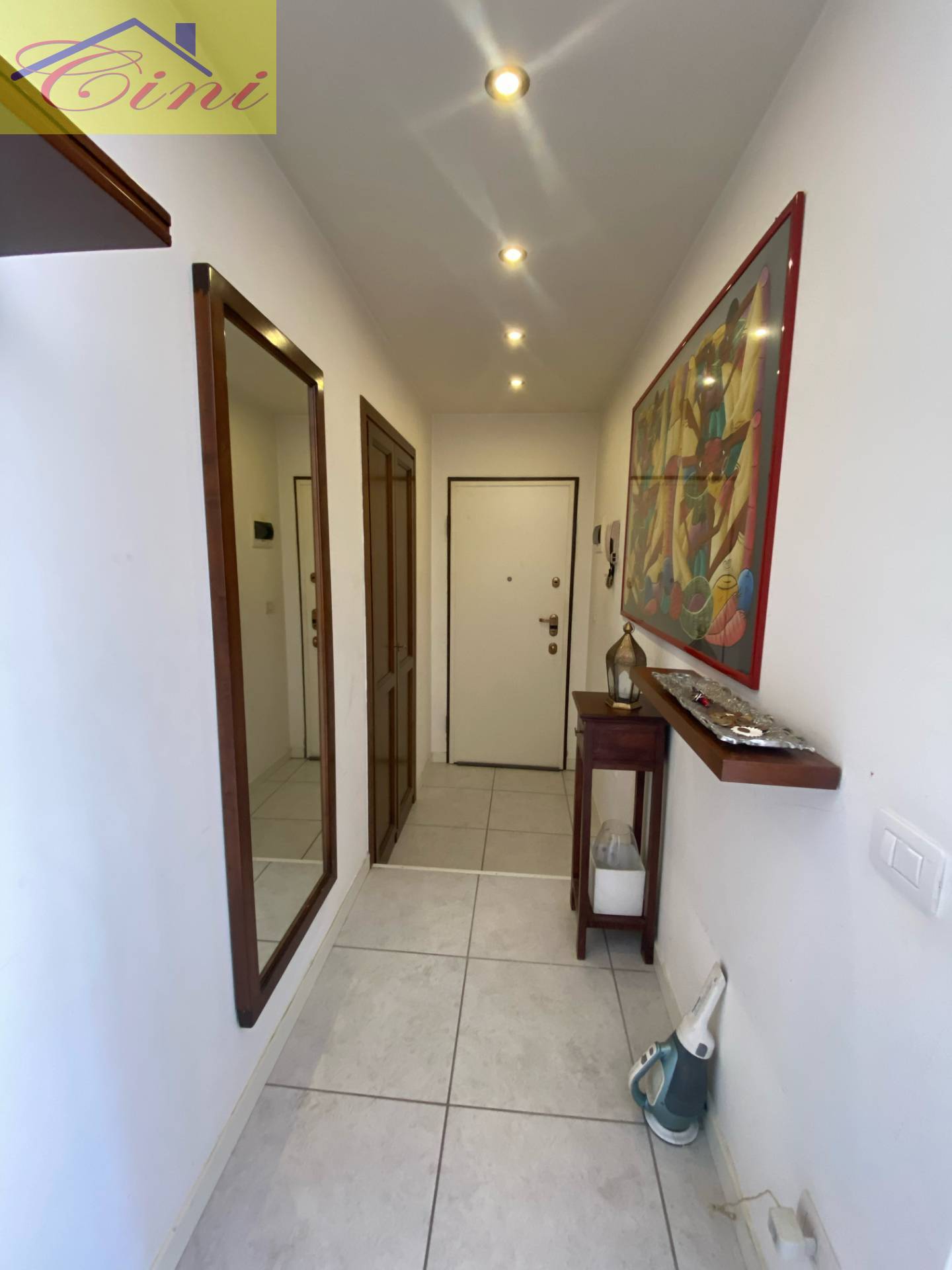 TRILOCALE in vendita a Lecco, Pescarenico