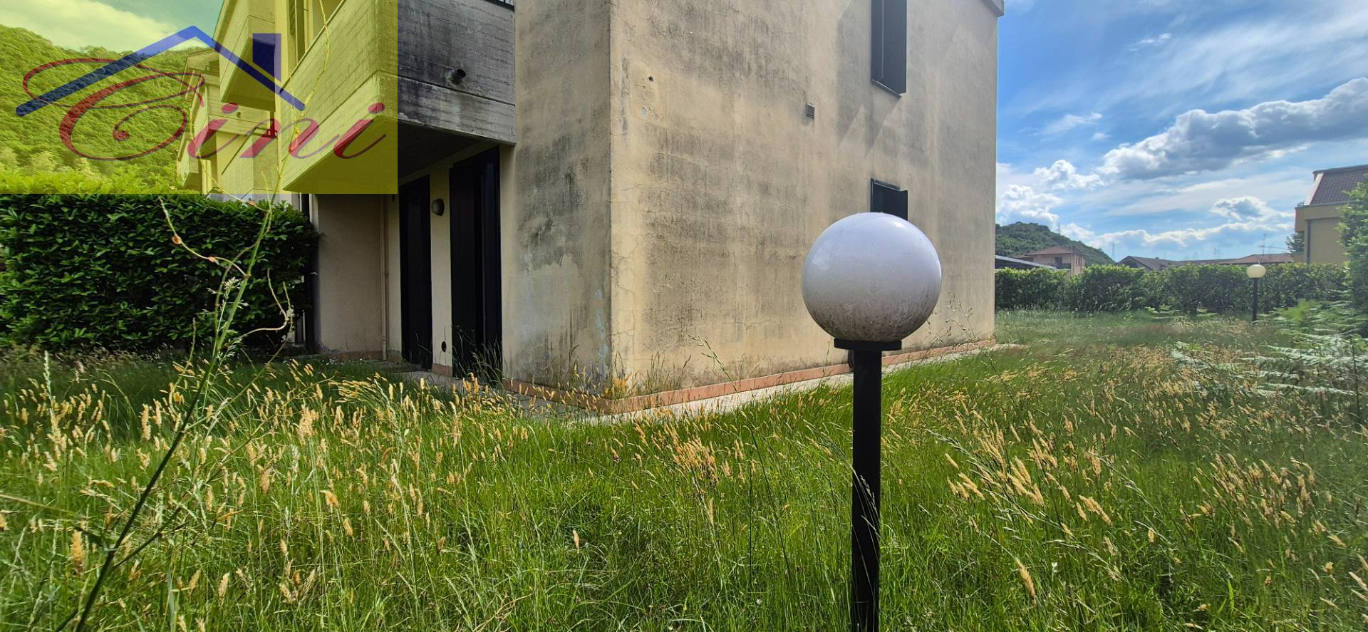 TRILOCALE in vendita a Malgrate