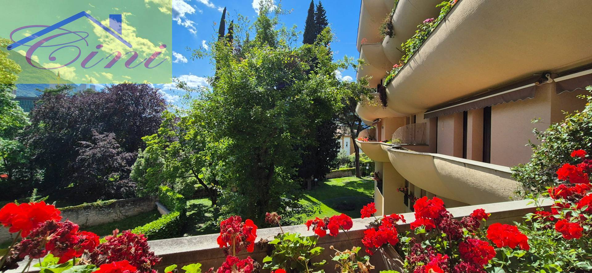 CINQUELOCALI in vendita a Lecco, Castello