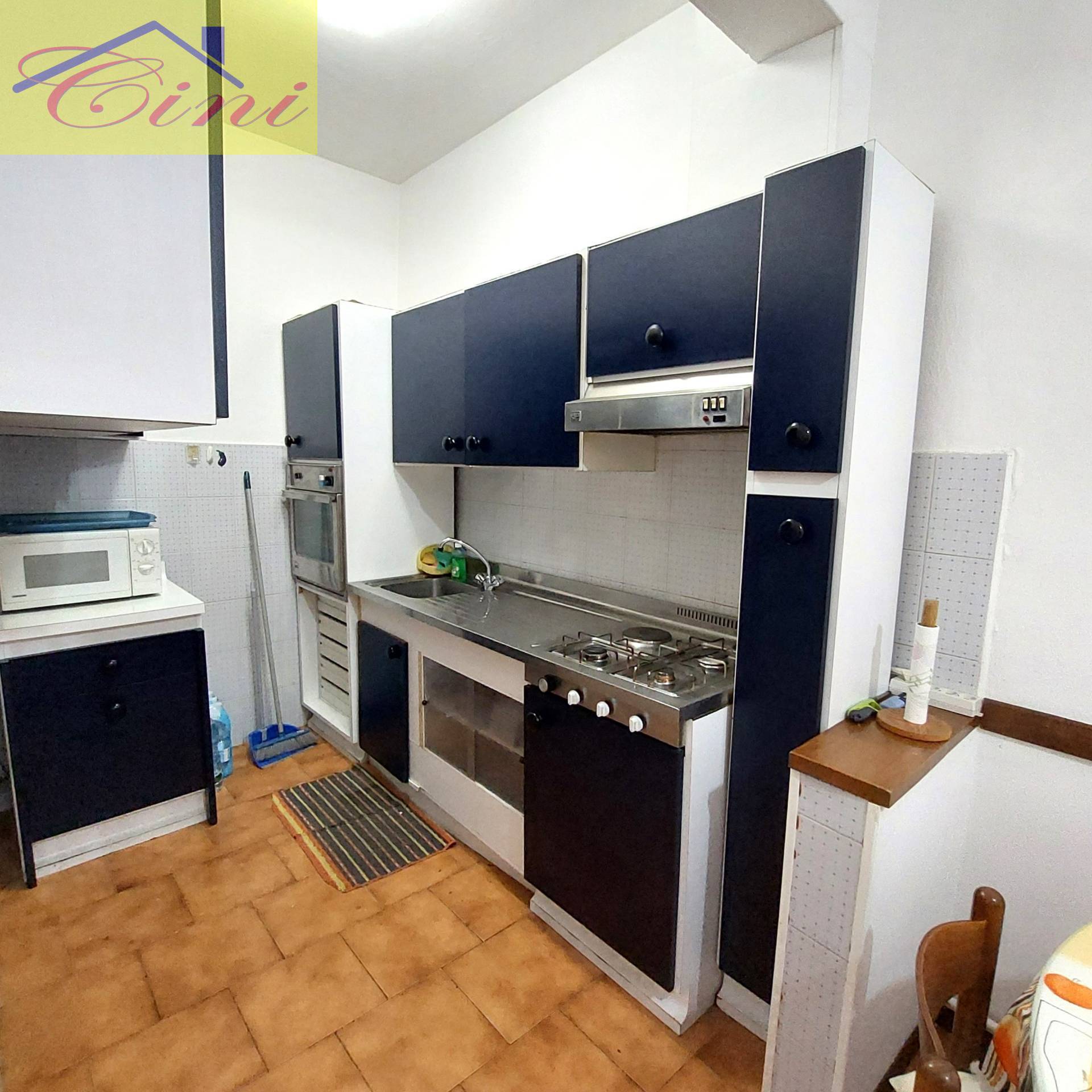 TRILOCALE in vendita a Valmadrera, San Dionigi