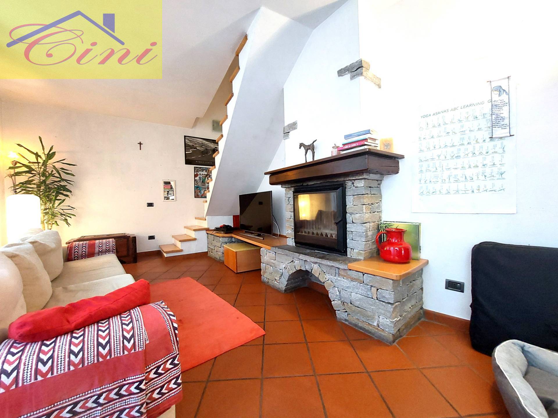 PORZIONE DI CASA in vendita a Galbiate, Sala al Barro