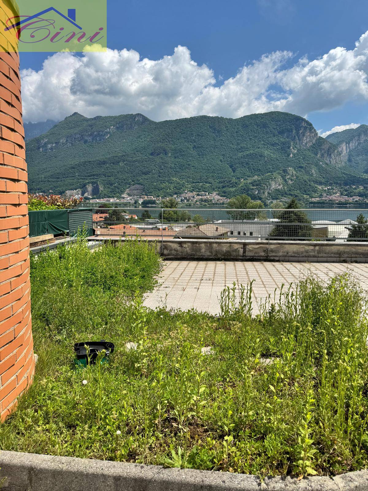 TRILOCALE in vendita a Garlate