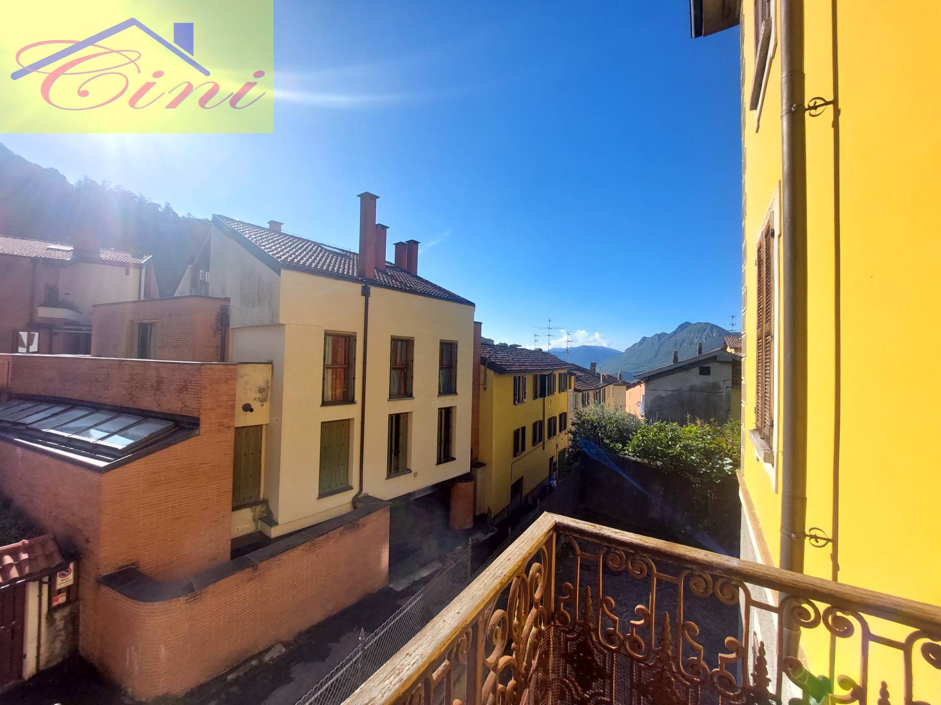 CINQUELOCALI in vendita a Lecco, Malavedo