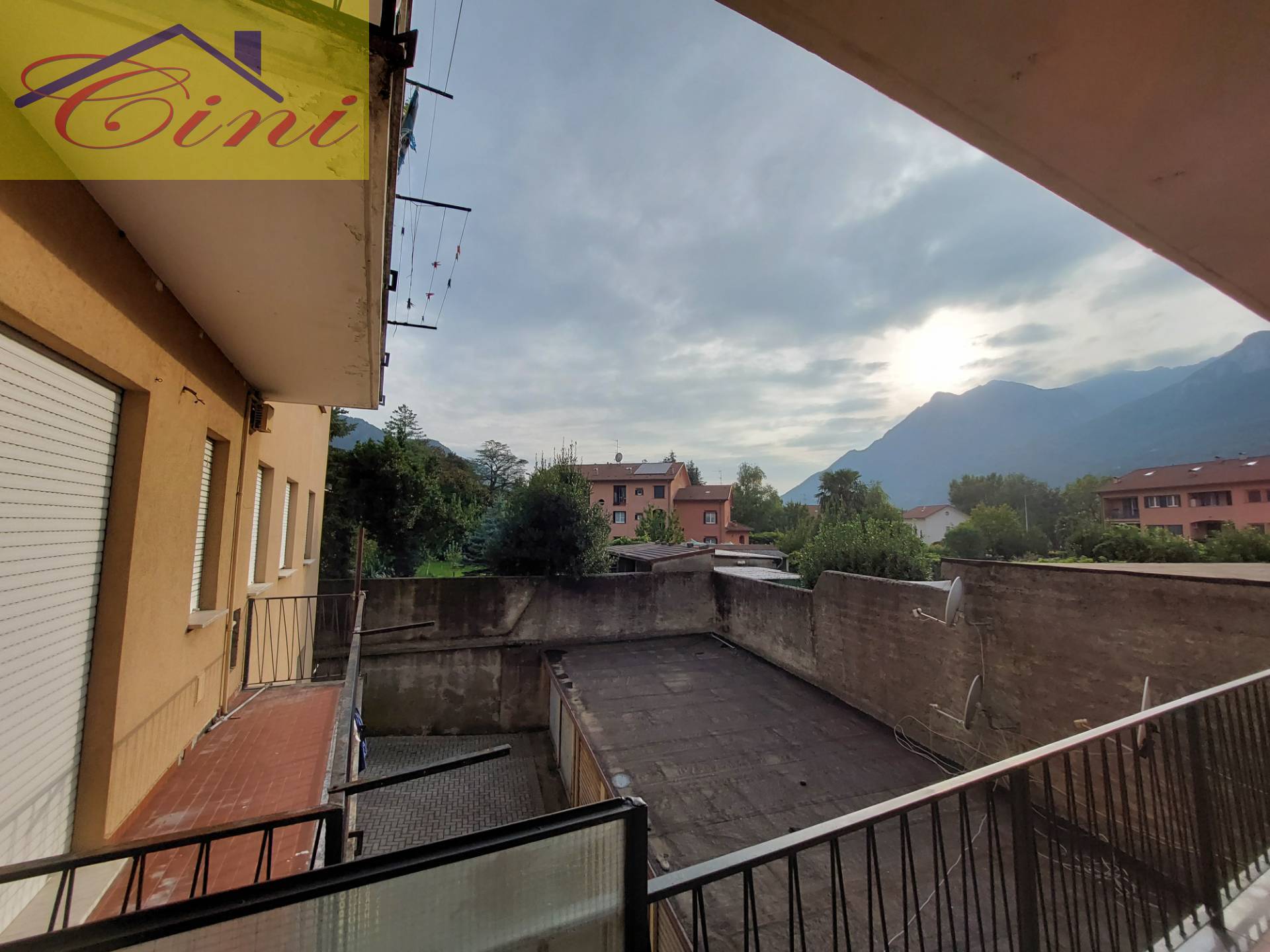 TRILOCALE in vendita a Valmadrera, San Dionigi