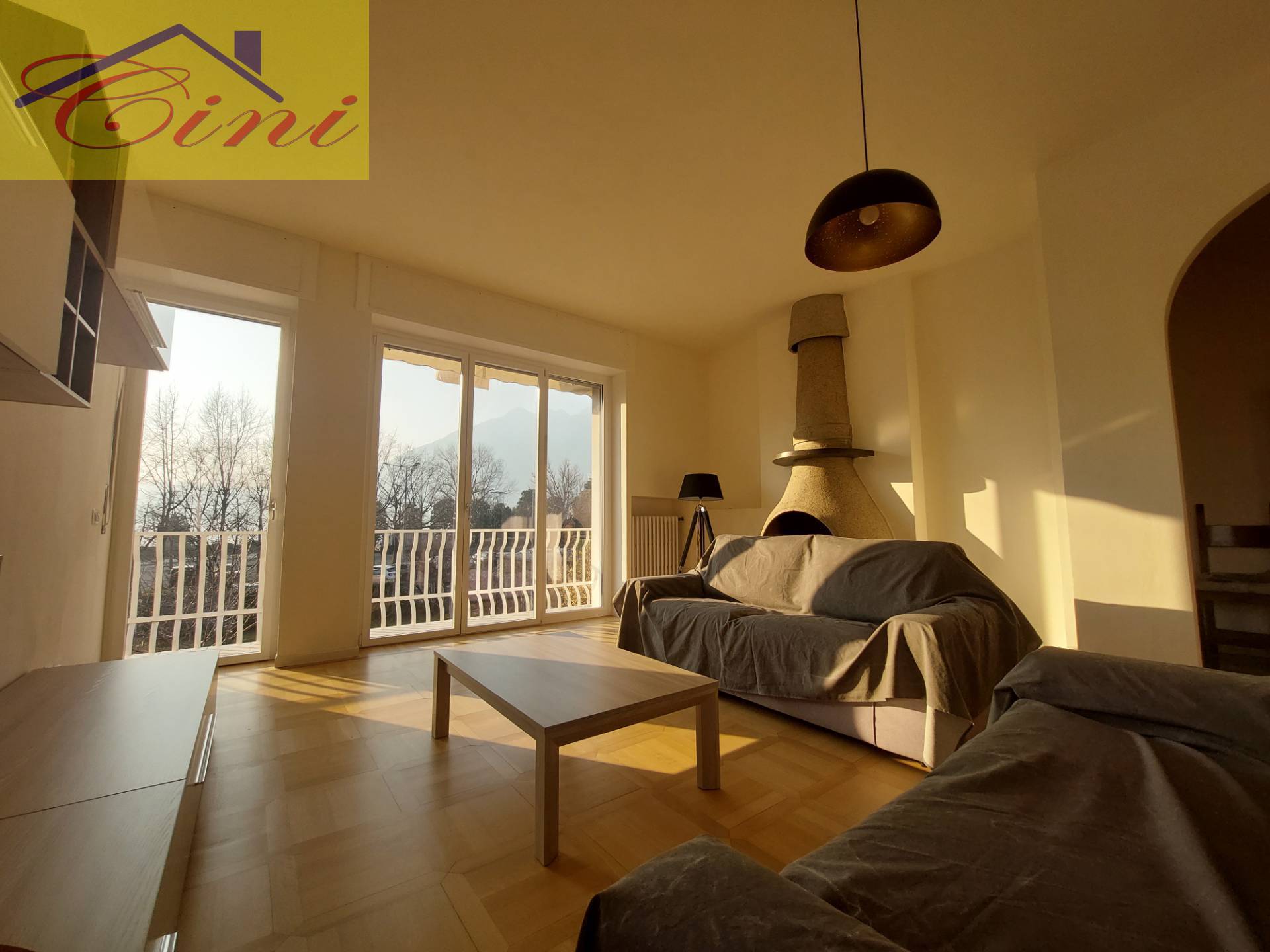 VILLA SINGOLA in vendita a Lecco, Chiuso