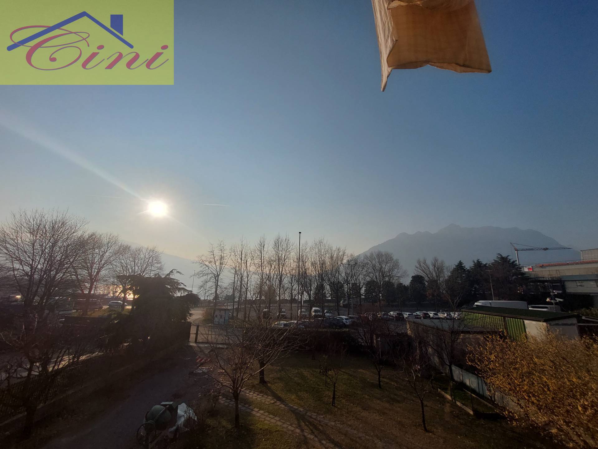 VILLA SINGOLA in vendita a Lecco, Chiuso