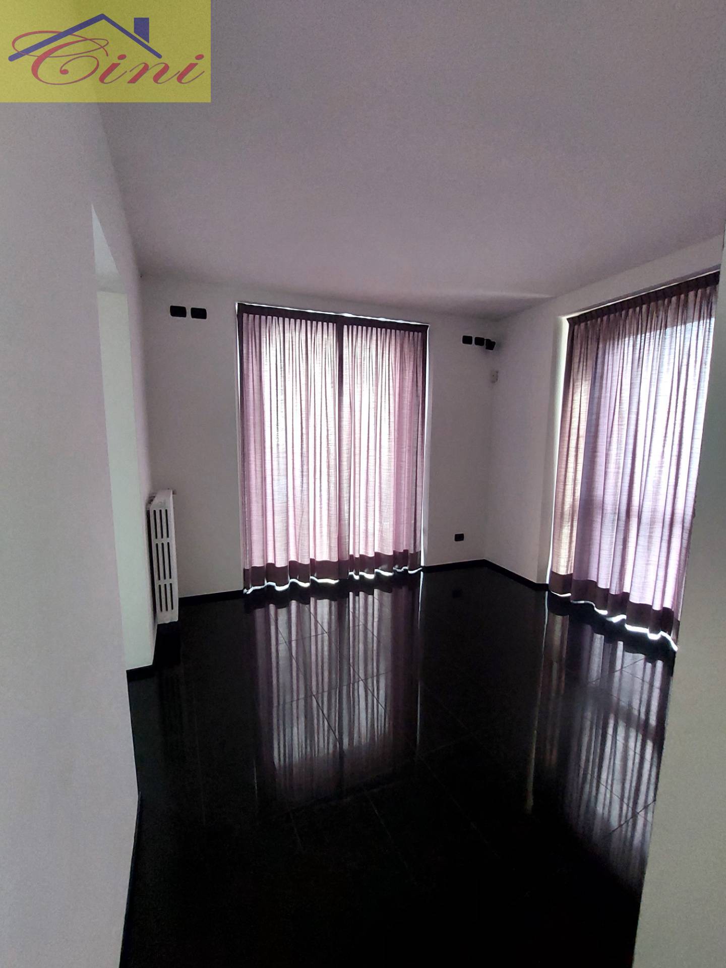 BAR in vendita a Lecco, Castello