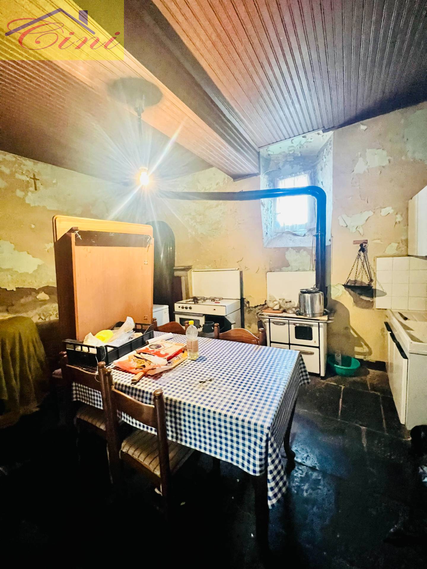 PORZIONE DI CASA in vendita a Suello