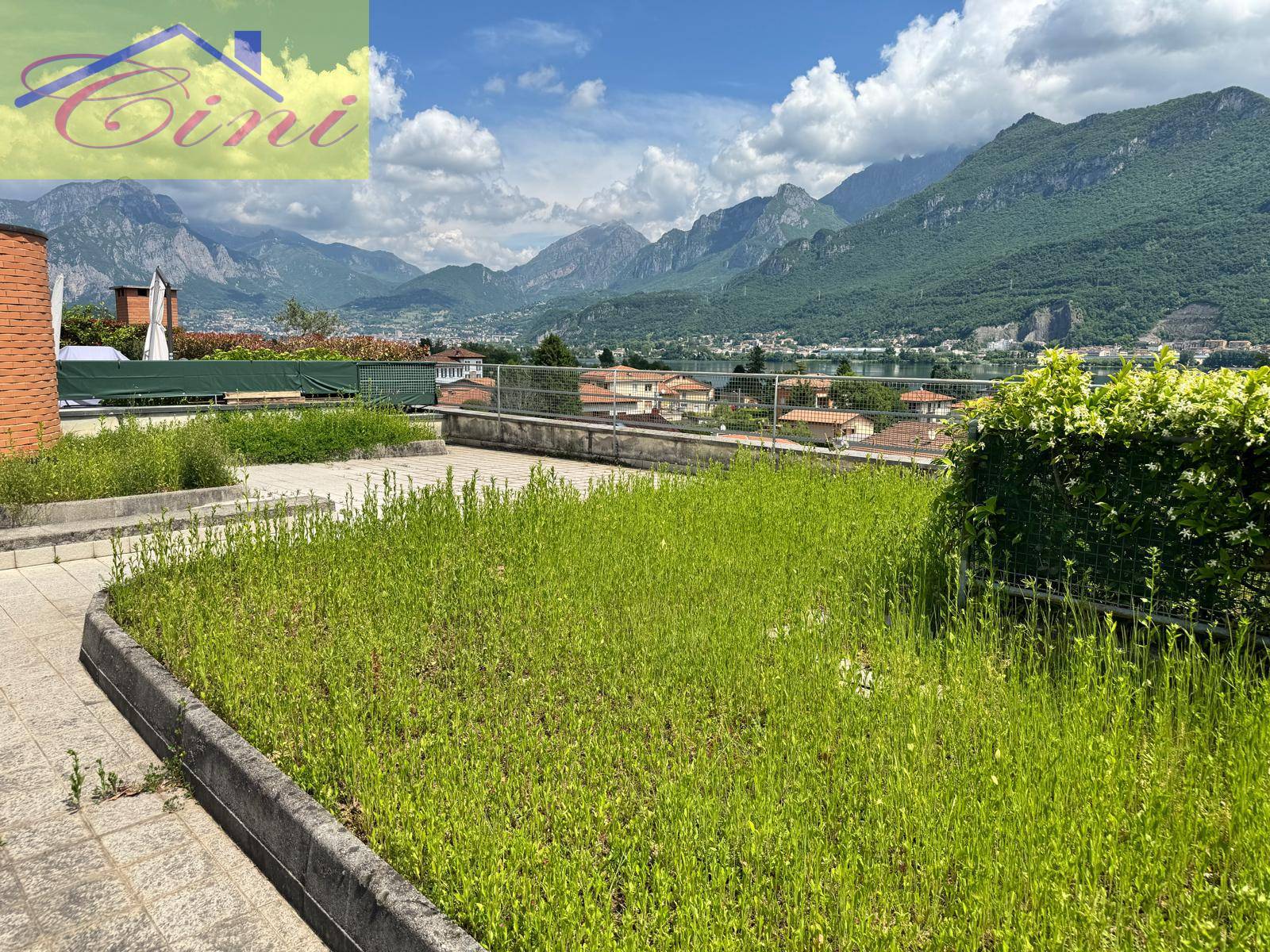 TRILOCALE in vendita a Garlate