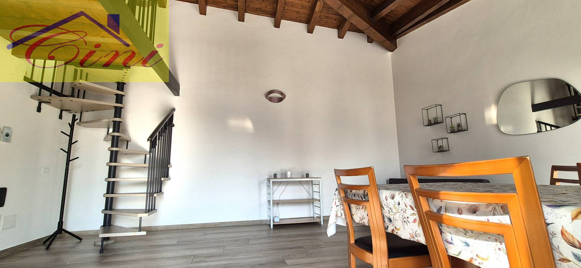 TRILOCALE in vendita a Vercurago