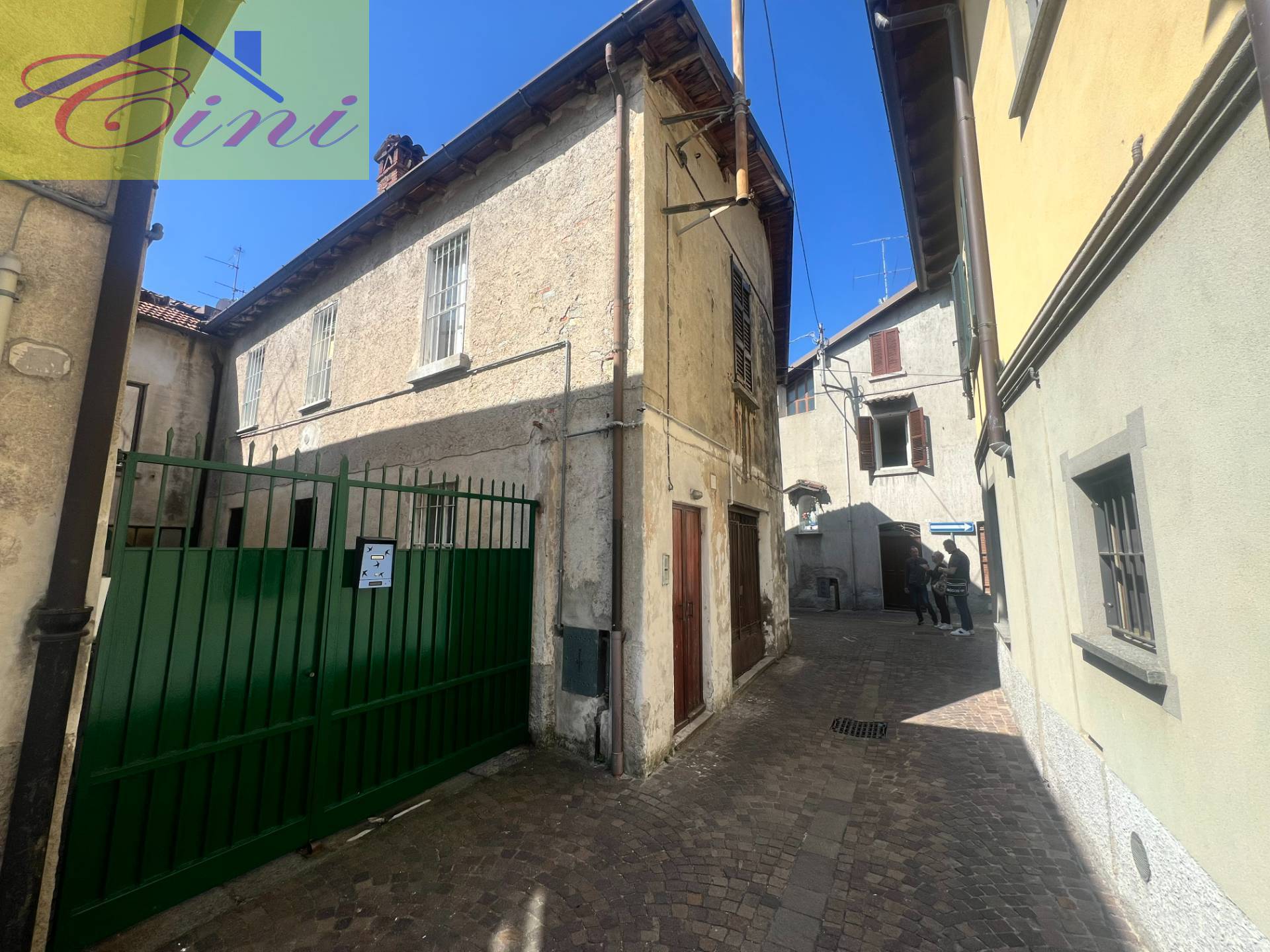 PORZIONE DI CASA in vendita a Pusiano