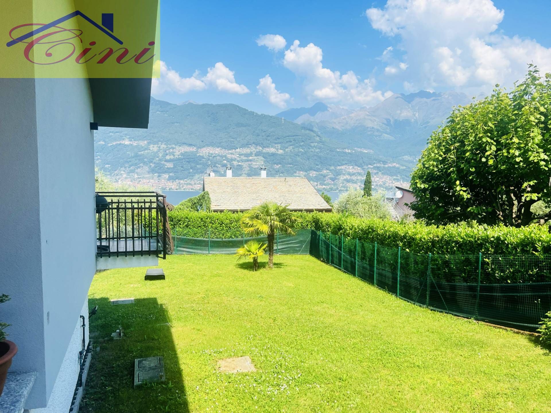 VILLA SINGOLA in vendita a Colico, Olgiasca