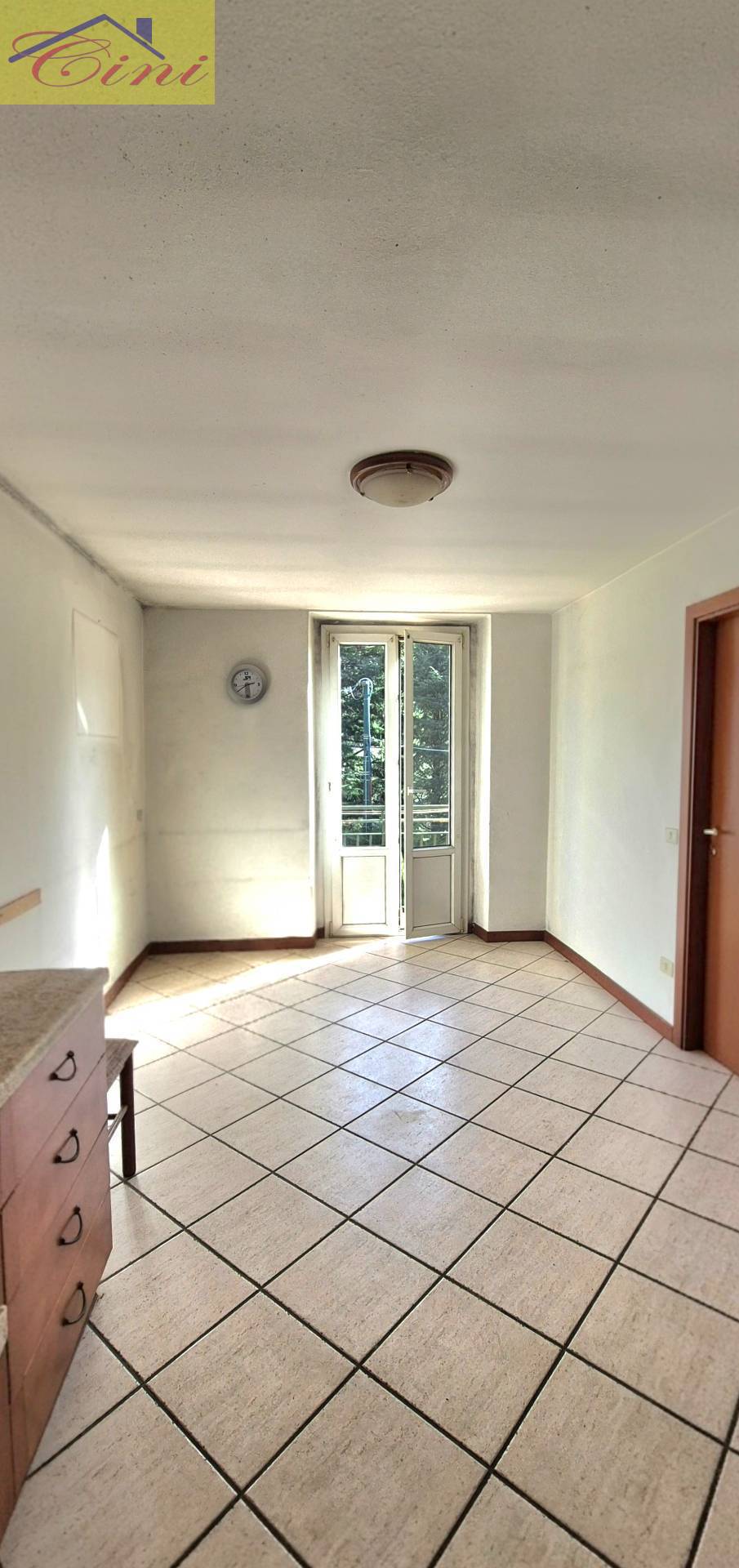 CASA SINGOLA in vendita a Lecco, Laorca
