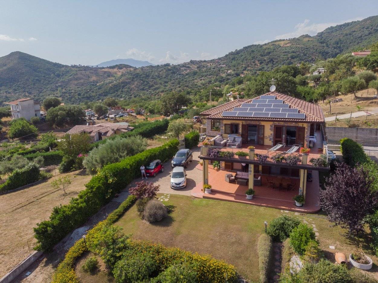 Villa in vendita a Santa Marina