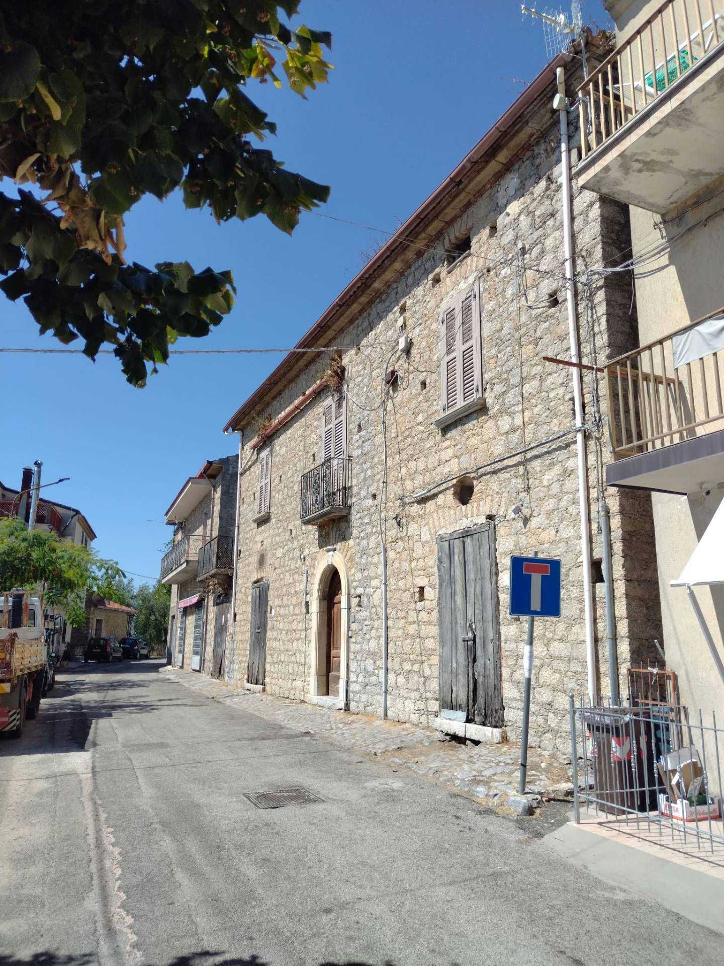Stabile / Palazzo in vendita a Roccagloriosa