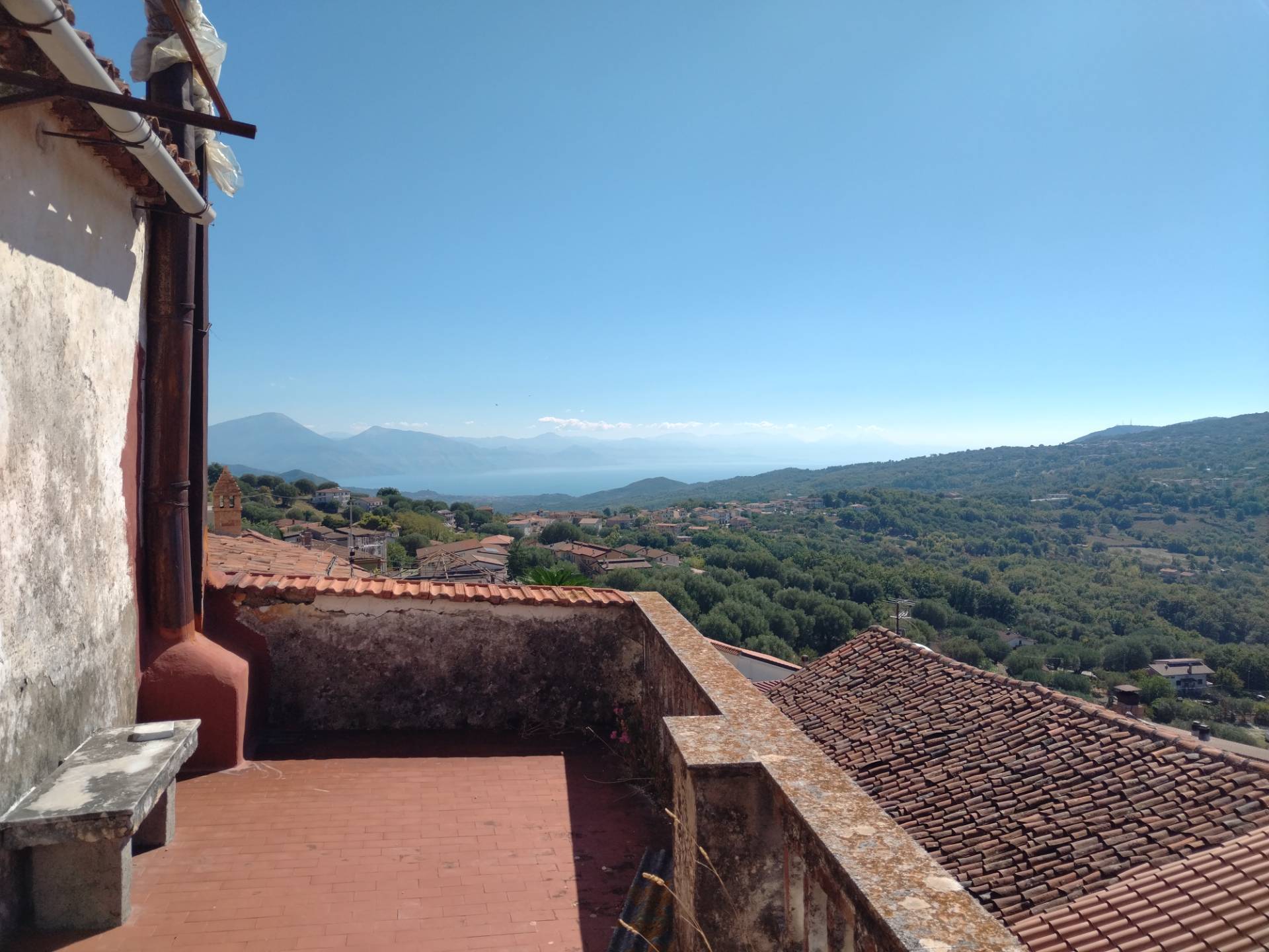 Appartamento indipendente in vendita a Roccagloriosa