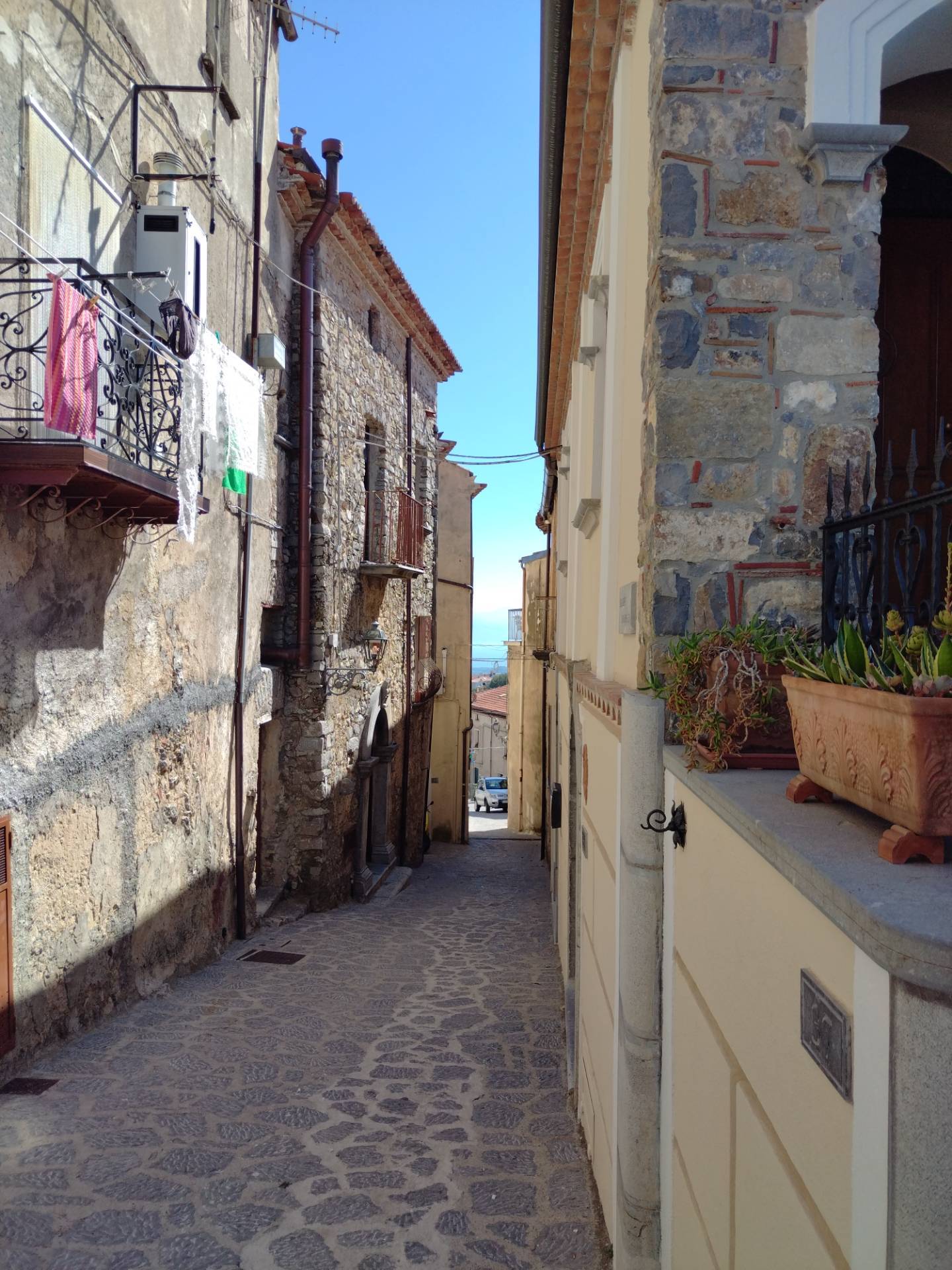 Appartamento indipendente in vendita a Roccagloriosa