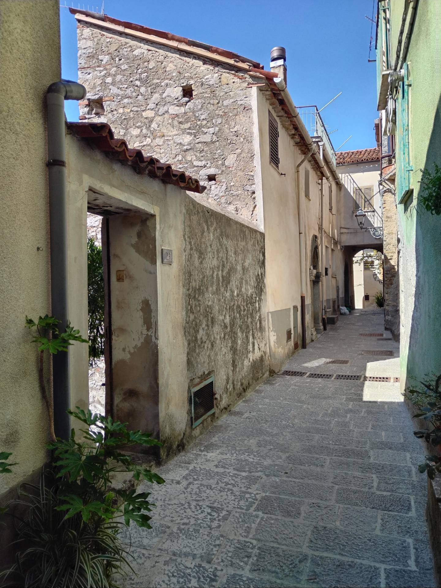 Appartamento indipendente in vendita a Roccagloriosa