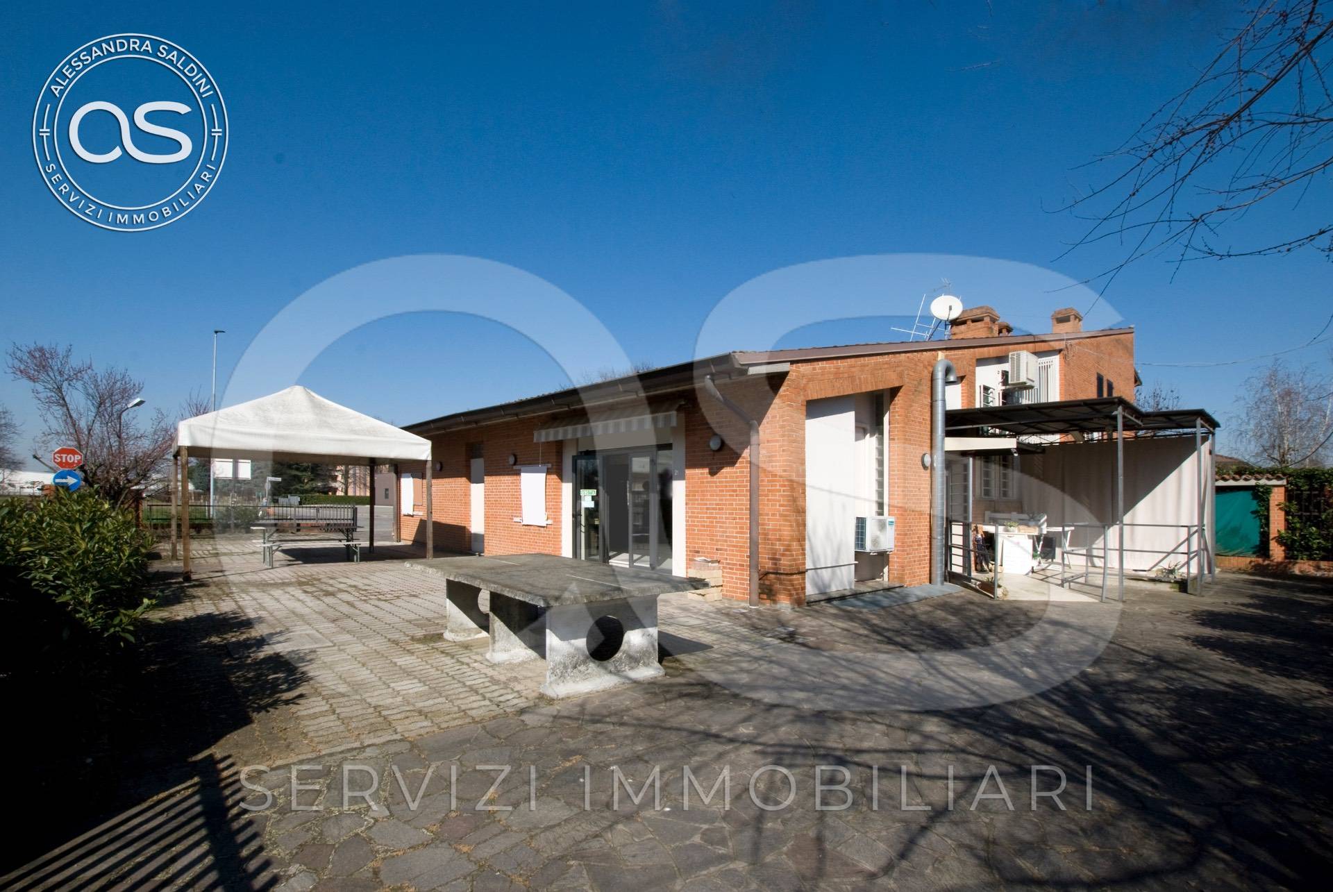 Locale commerciale in vendita a Manerbio