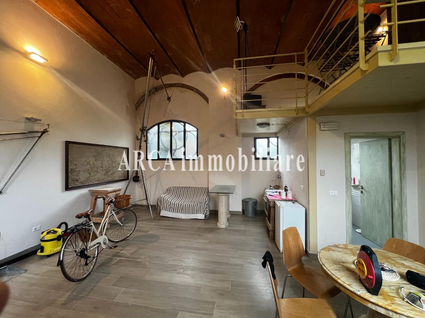 Laboratorio in vendita a Pietrasanta