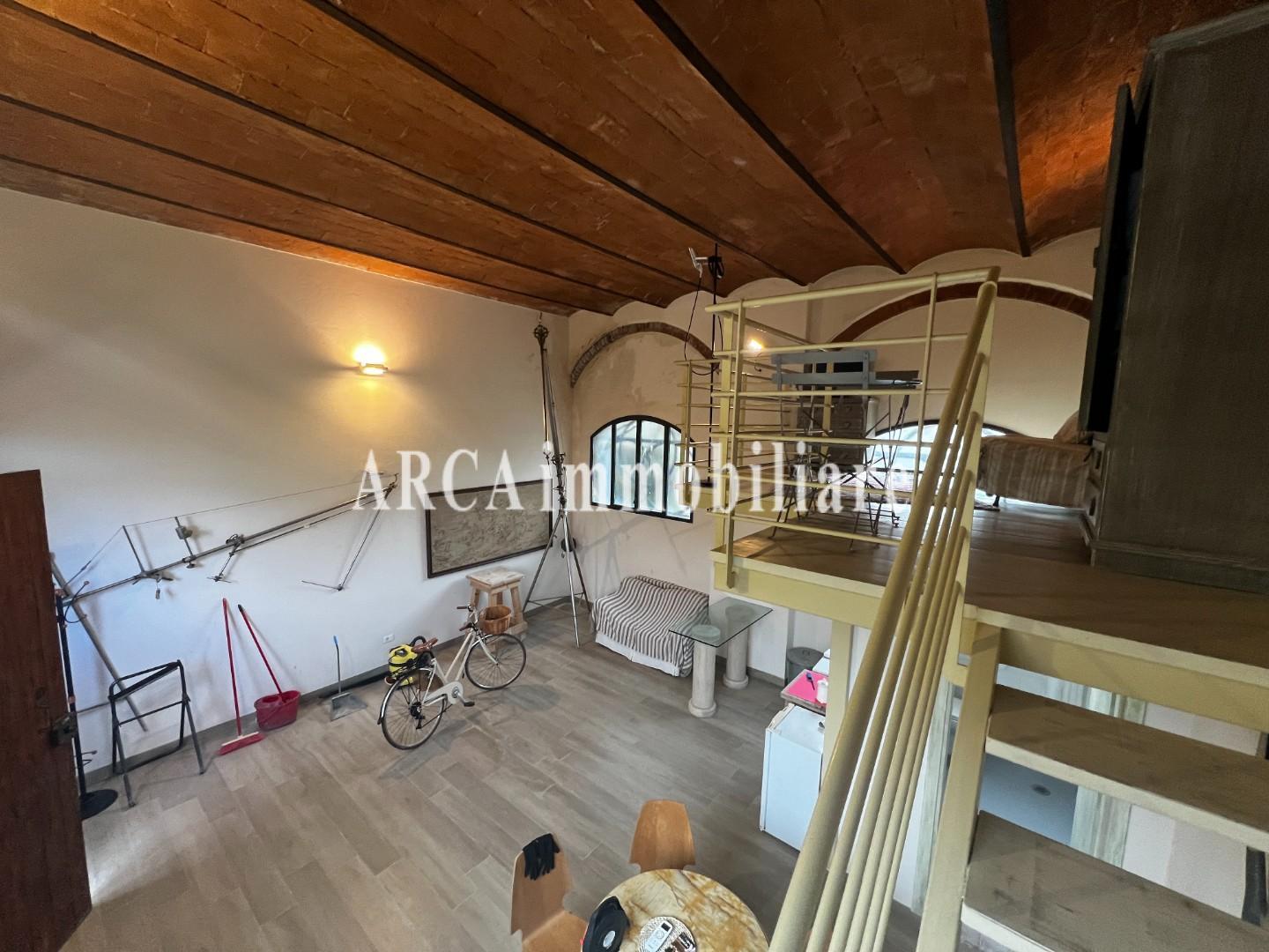 Laboratorio in vendita a Pietrasanta