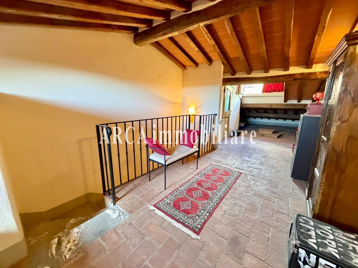 Appartamento in vendita, Pietrasanta centro storico