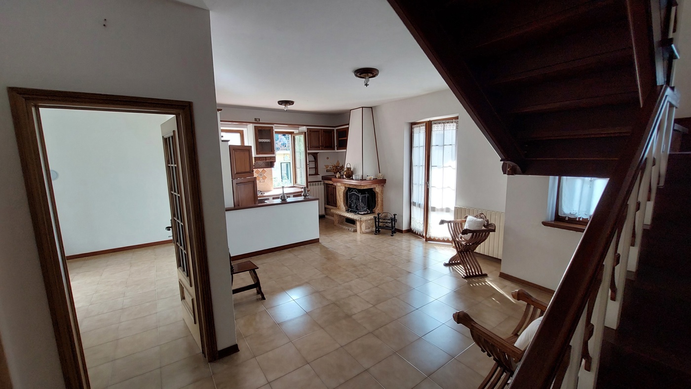 Villa in vendita a Castell'Azzara