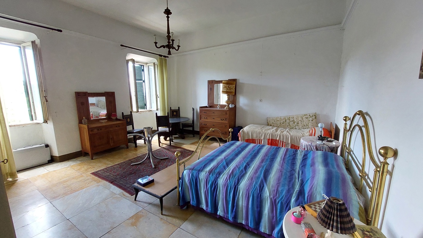 Stabile/Palazzo in vendita a Scansano