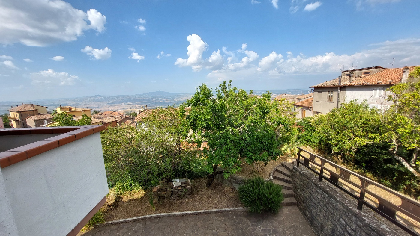 Villa in vendita a Castell'Azzara