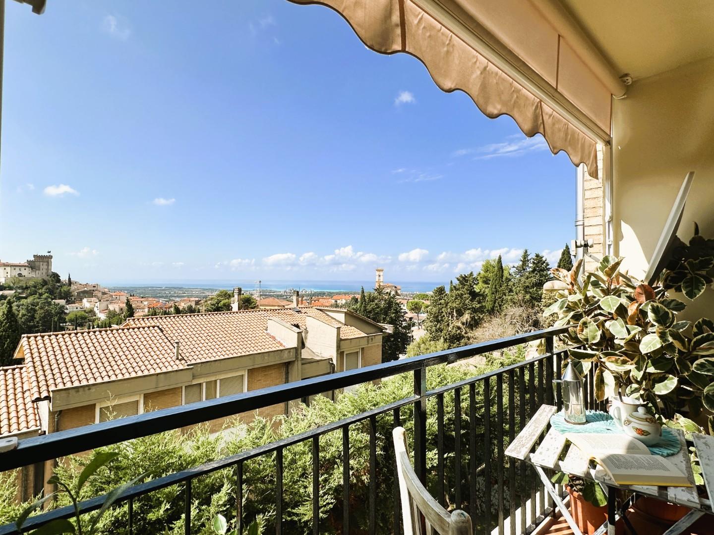 Quadrilocale vista mare a Rosignano Marittimo