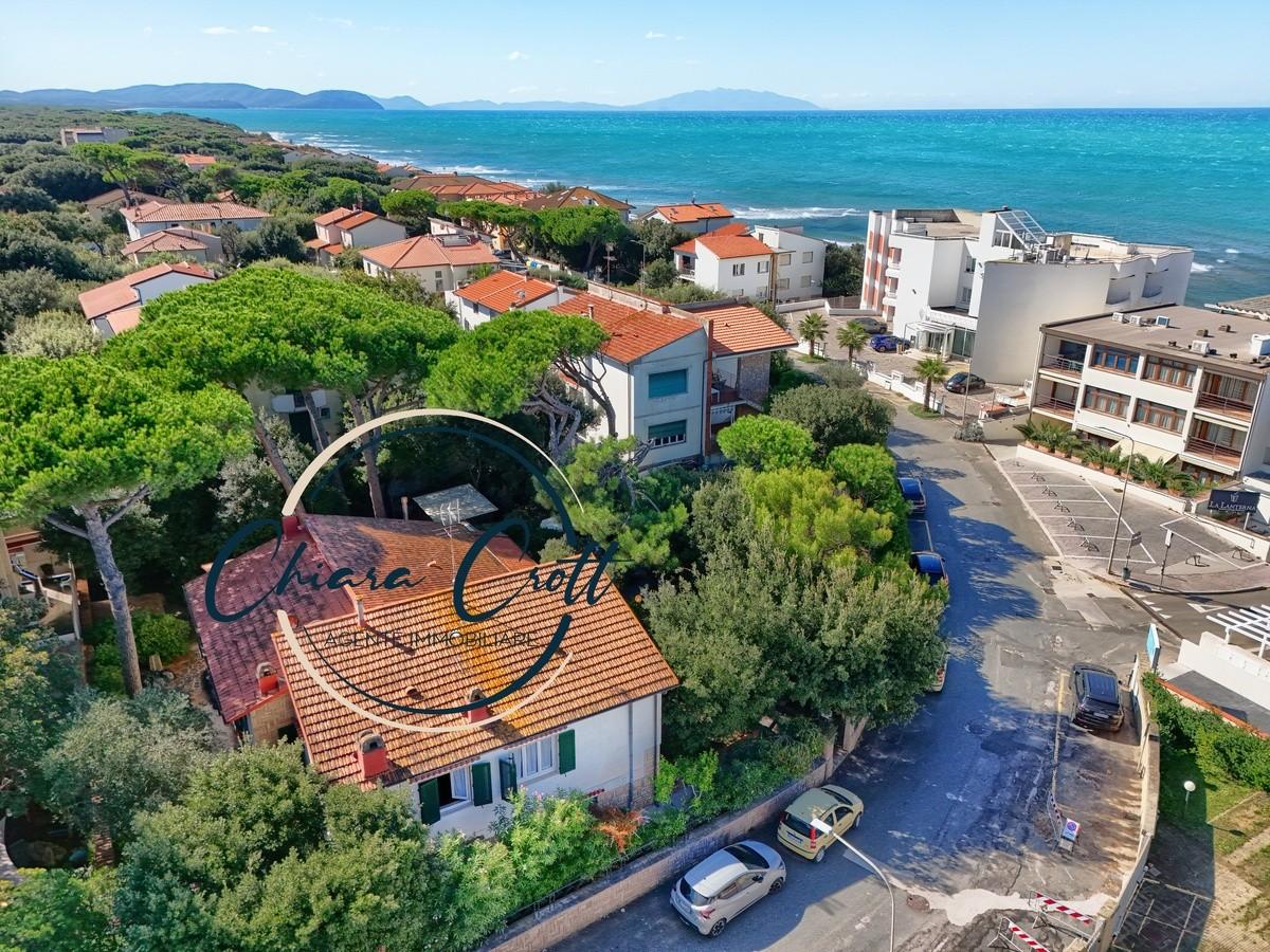 Villa con giardino a San Vincenzo
