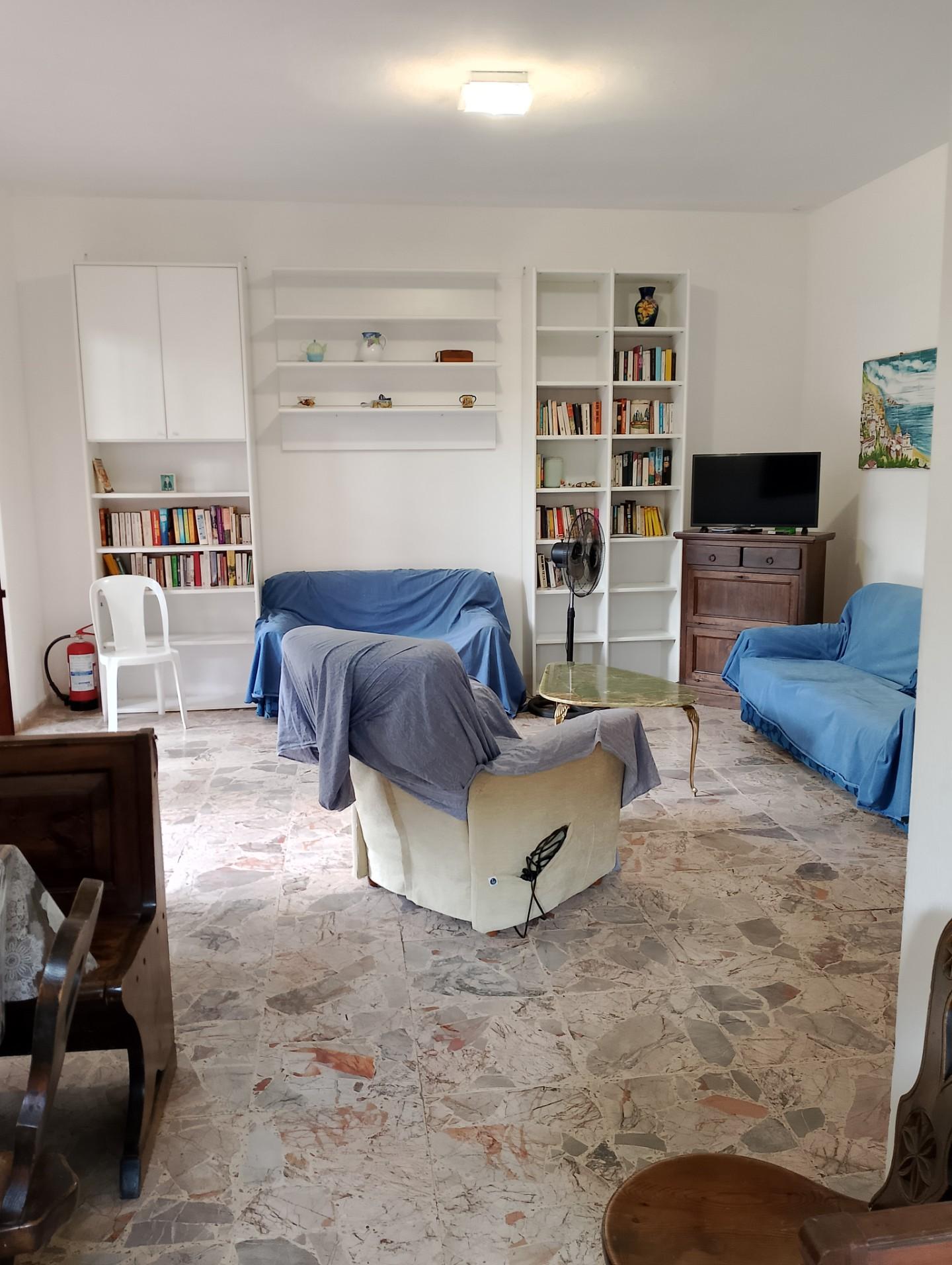 Trilocale arredato in affitto, Rosignano Marittimo caletta