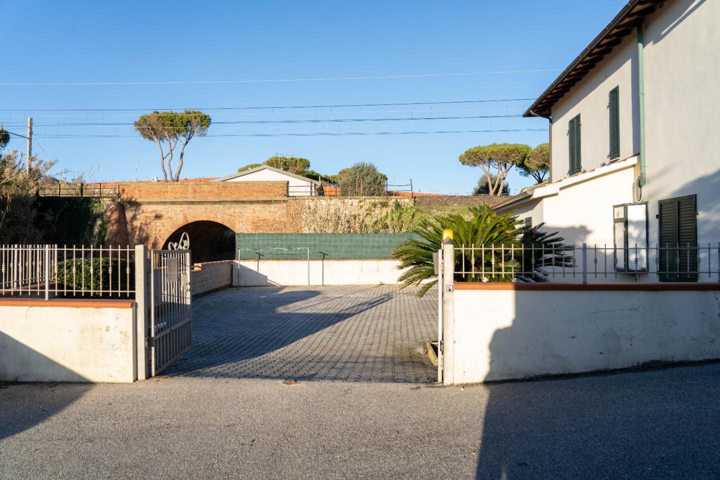 Villa con terrazzo, Rosignano Marittimo caletta