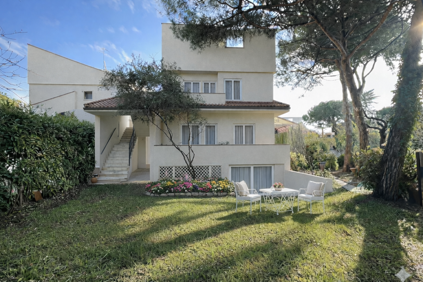 Villa con giardino, Rosignano Marittimo castiglioncello