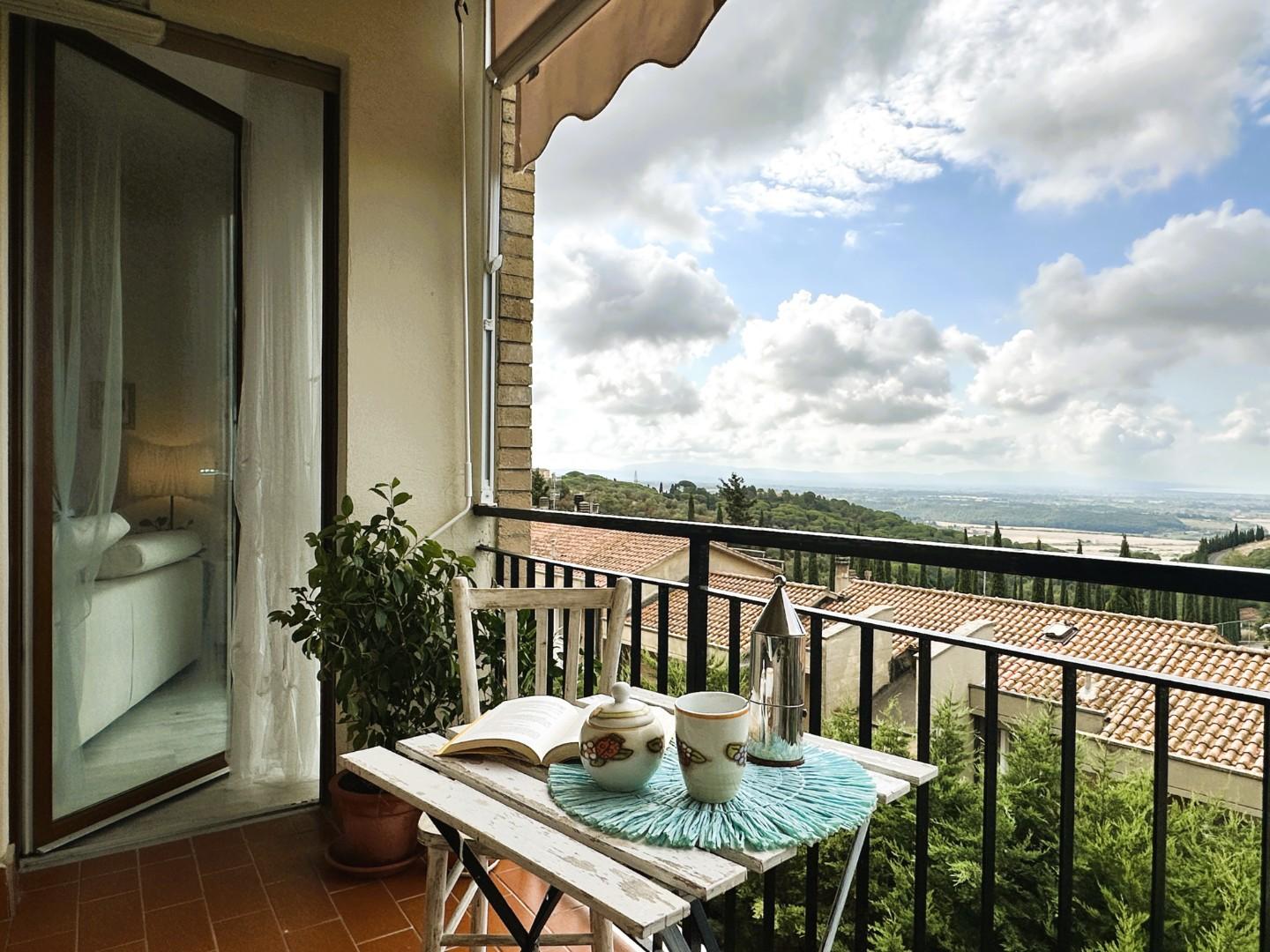 Quadrilocale vista mare a Rosignano Marittimo