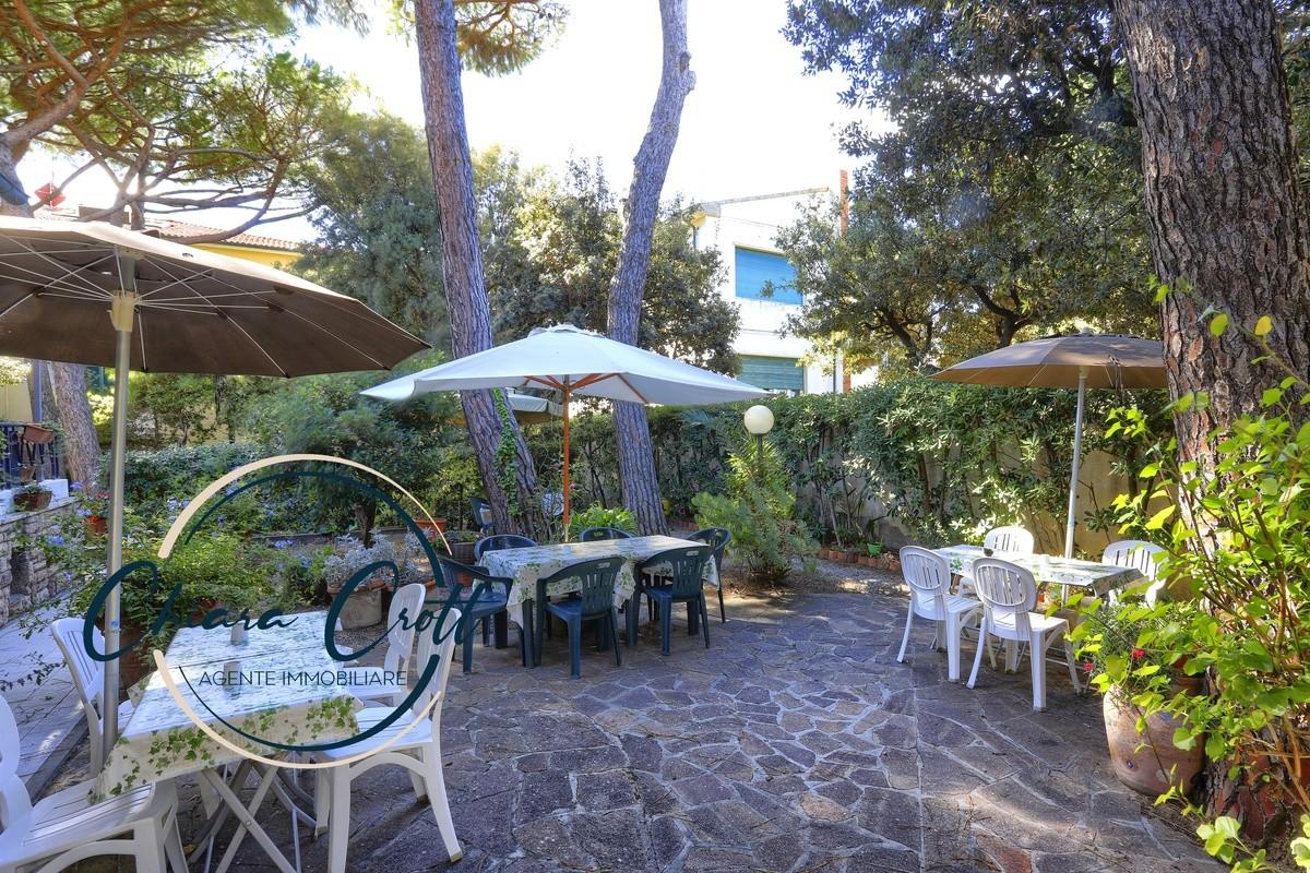 Villa con giardino a San Vincenzo