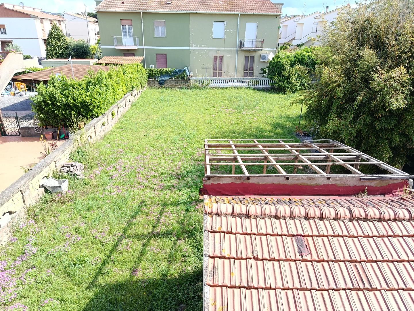 Villa Trifamiliari con giardino, Rosignano Marittimo rosignano solvay