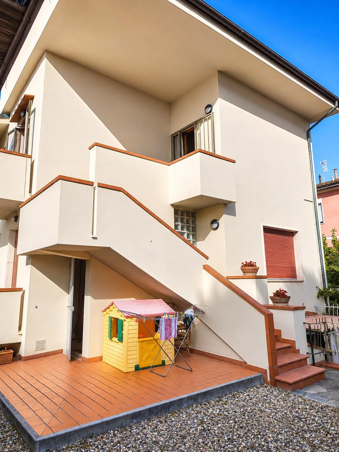 Villa con giardino, Rosignano Marittimo castiglioncello