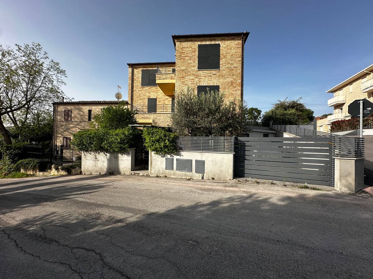 Villette a schiera in vendita a Fermo