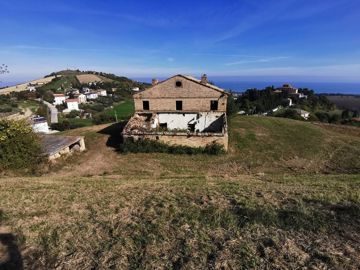 Rustico in vendita a Fermo, Capodarco