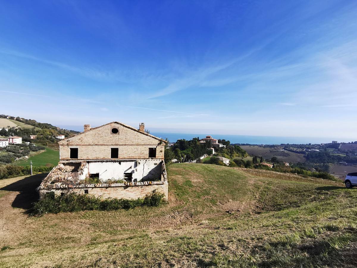 Rustico in vendita a Fermo, Capodarco
