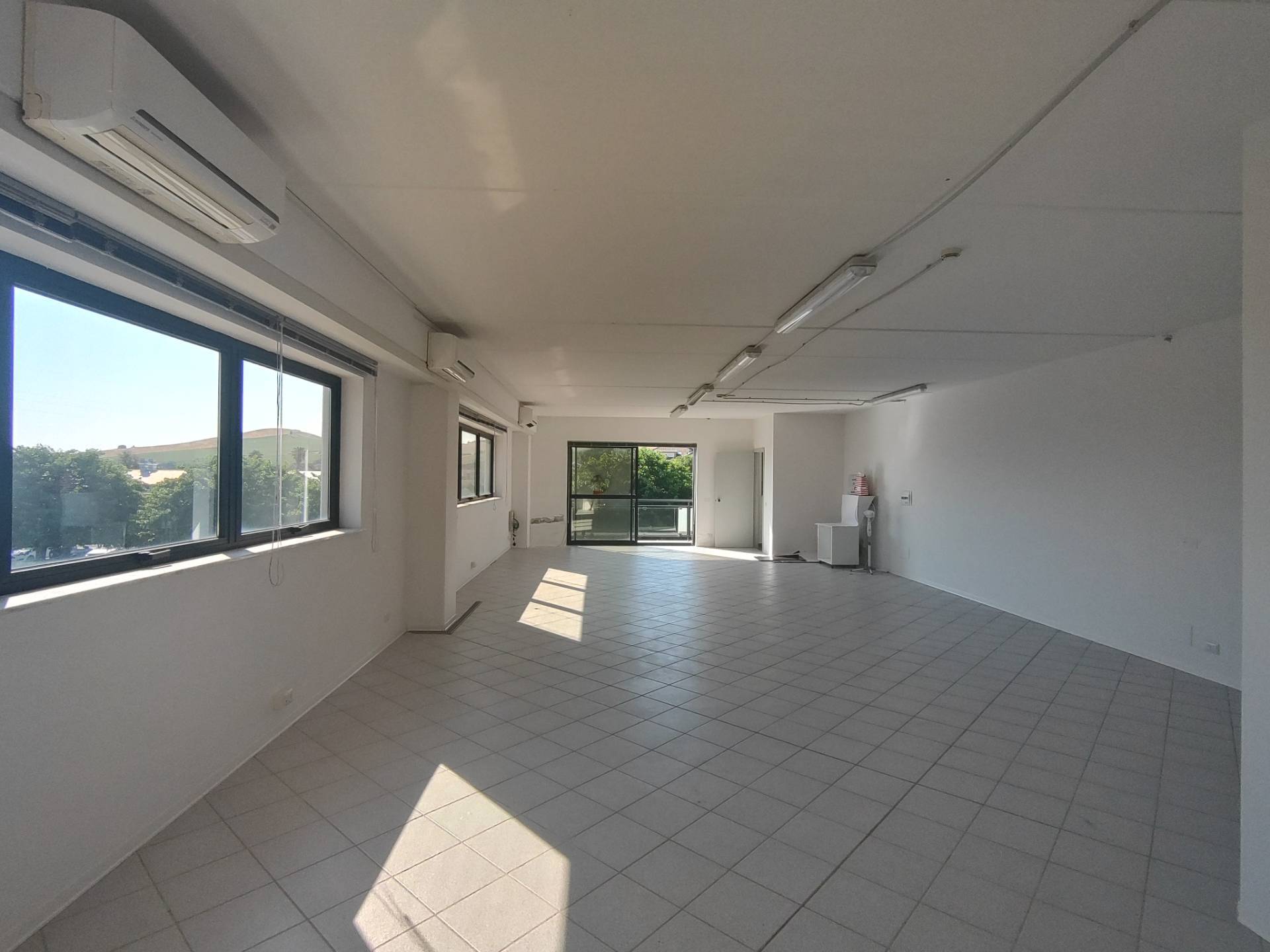 Studio/Ufficio in affitto a Fermo