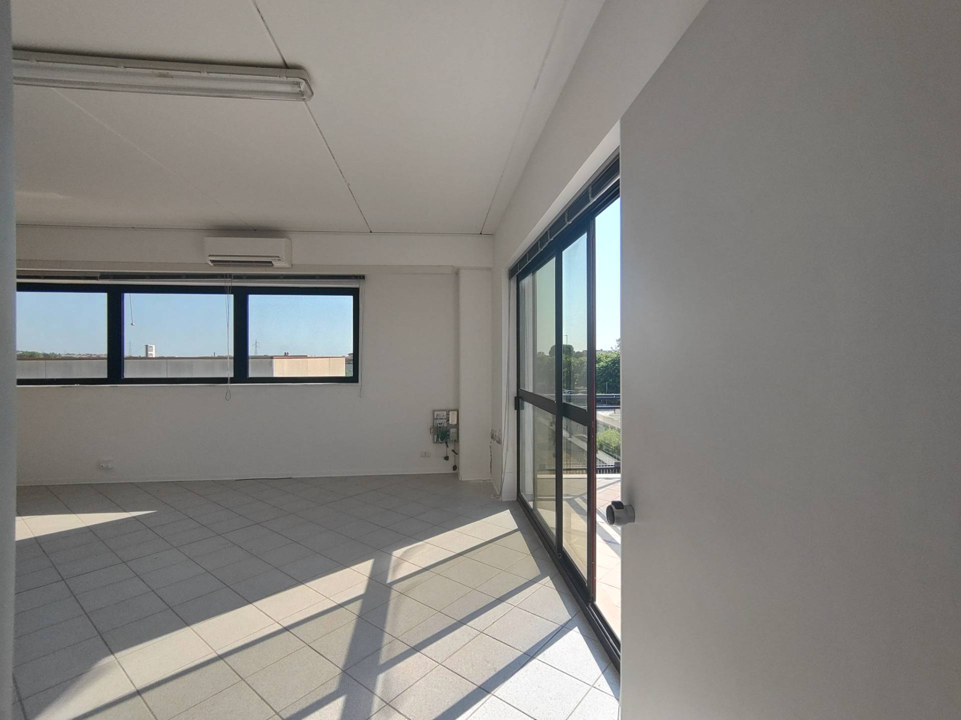 Studio/Ufficio in affitto a Fermo