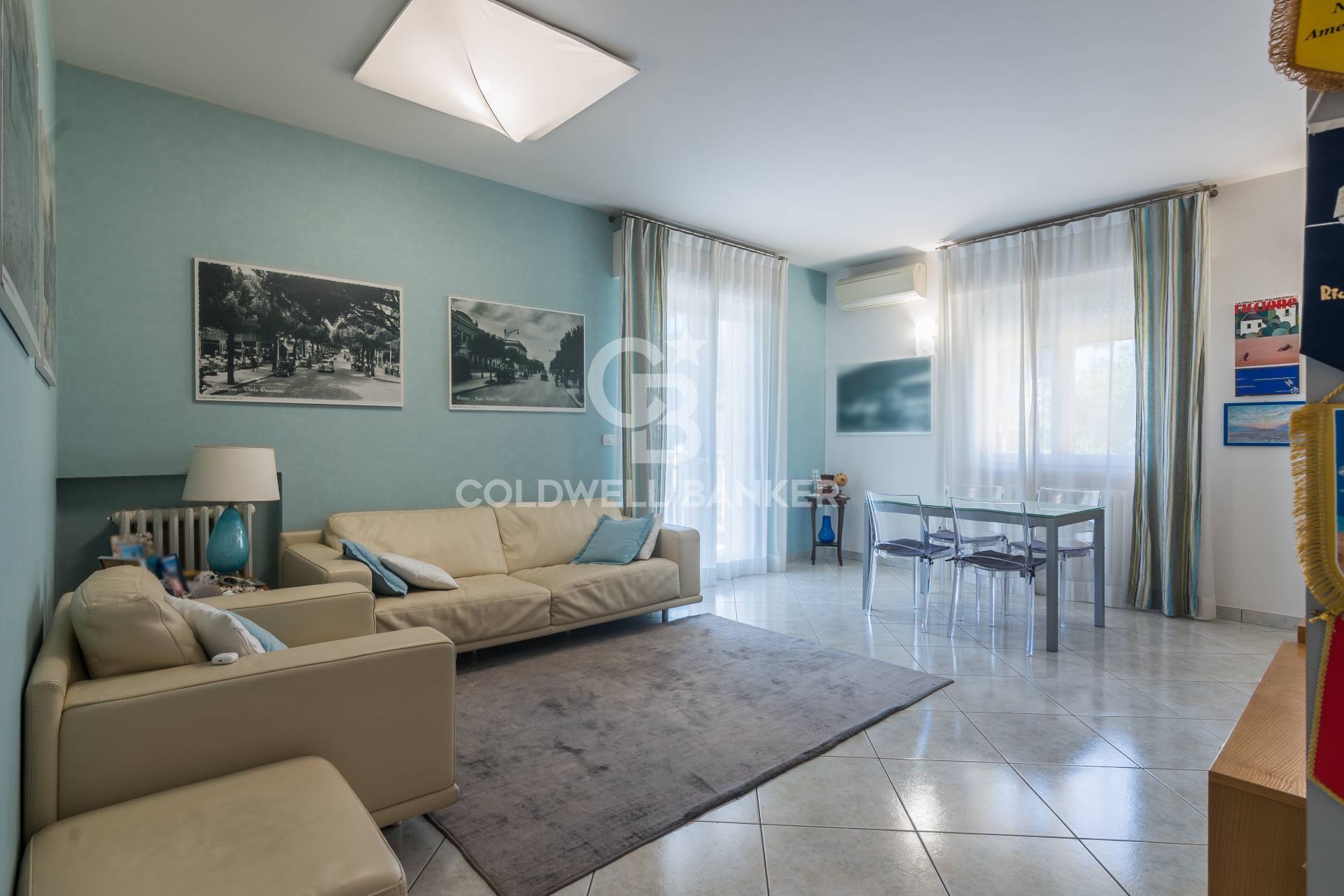 Appartamento in vendita a Riccione, CENTRO