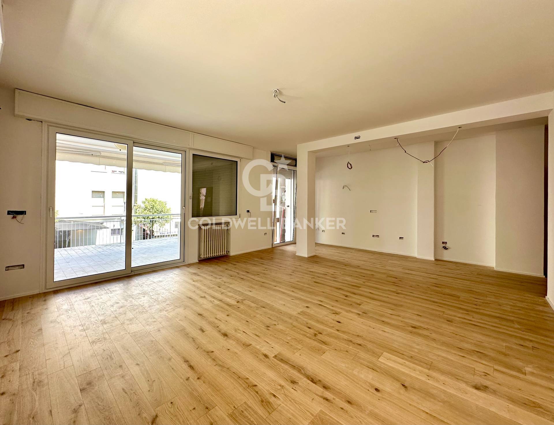 Appartamento in vendita a Riccione, CENTRO