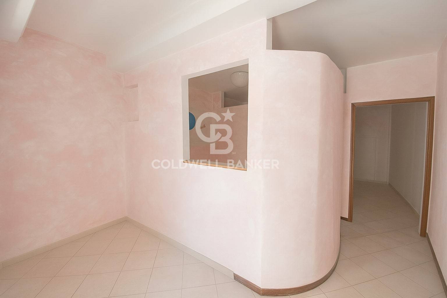 Negozio in vendita a Rimini, Lagomaggio